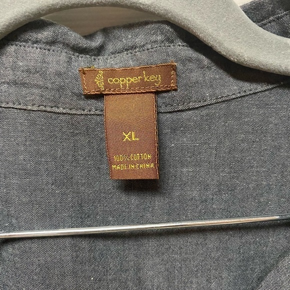 Copper Key Womens Gray Button Up Top Size xL Long Sleeve Cinch side and front - Picture 4 of 11